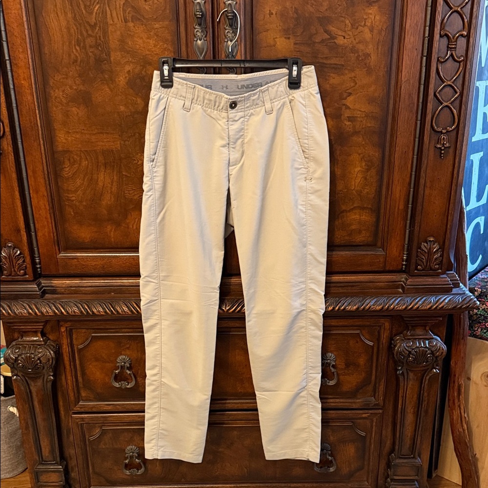 Under Armour Men's Khaki golf pants 30/30